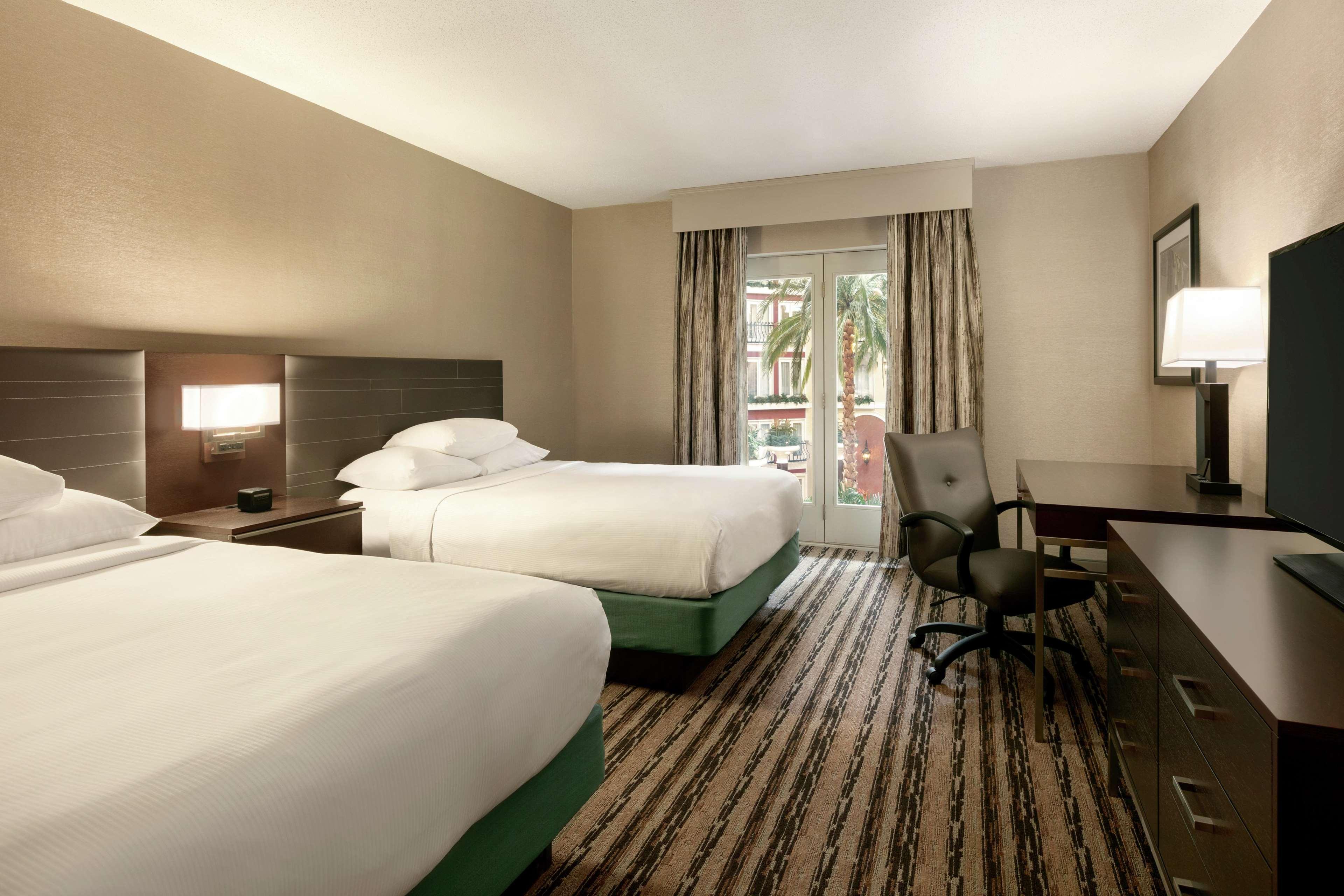 Doubletree Resort By Hilton Lancaster Willow Street Exterior photo