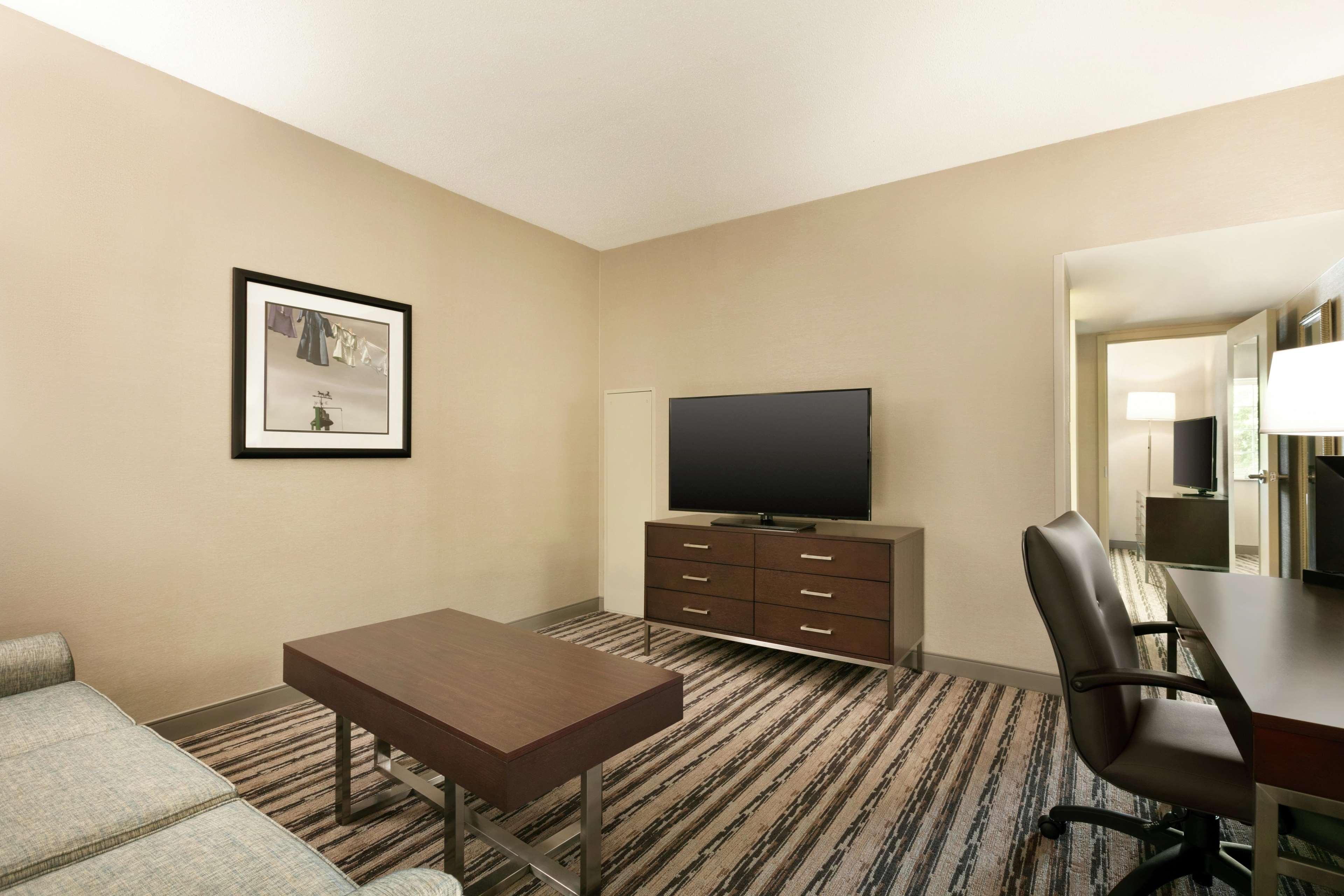 Doubletree Resort By Hilton Lancaster Willow Street Exterior photo