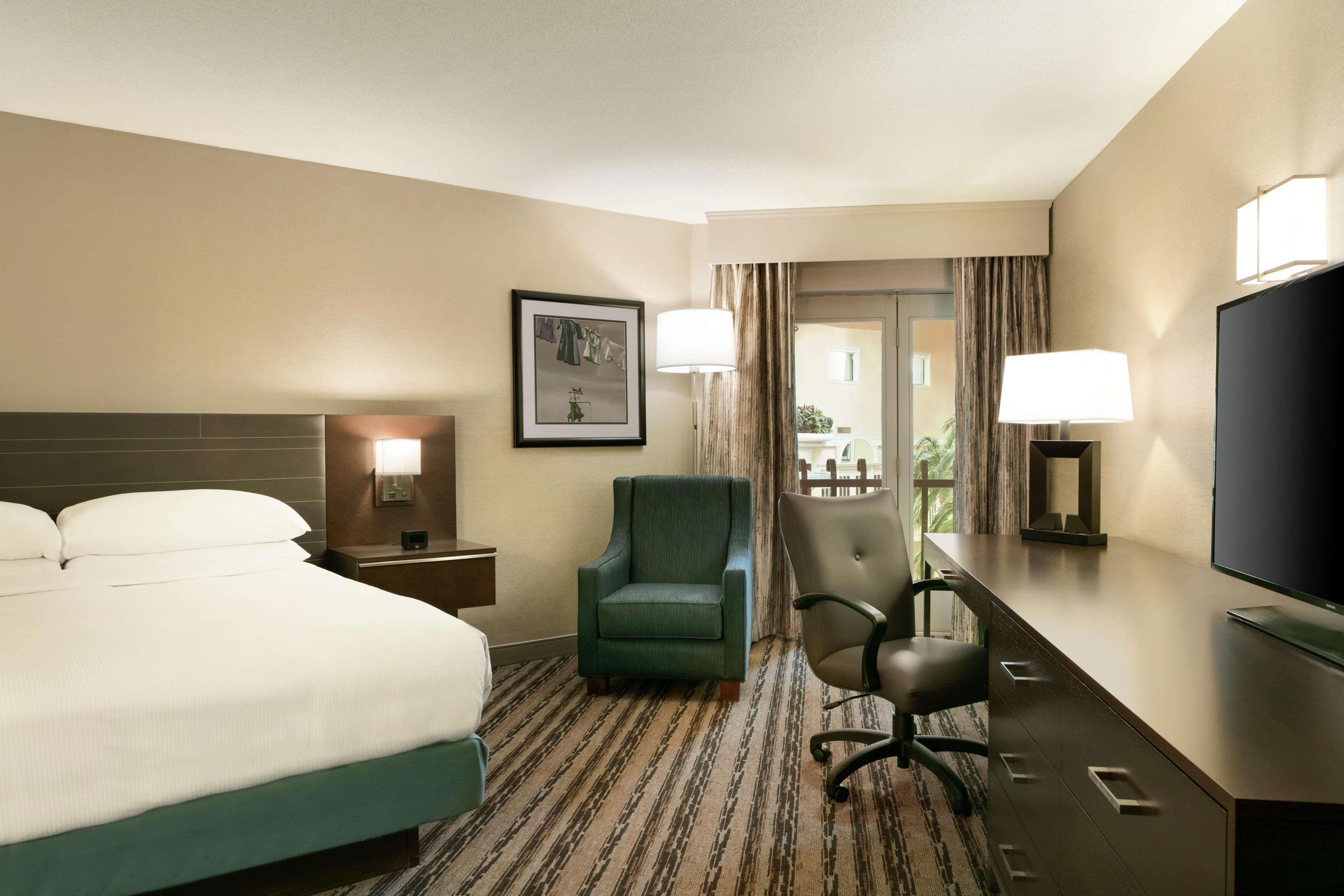 Doubletree Resort By Hilton Lancaster Willow Street Exterior photo