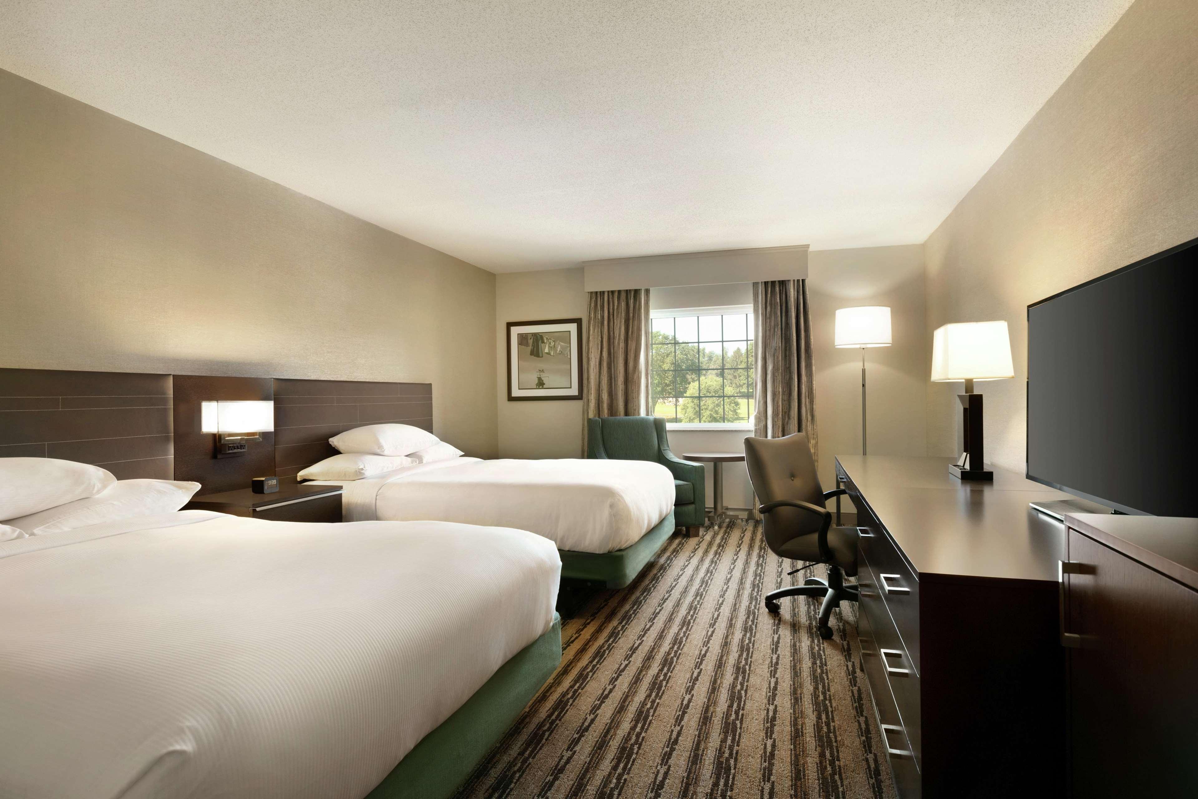 Doubletree Resort By Hilton Lancaster Willow Street Exterior photo
