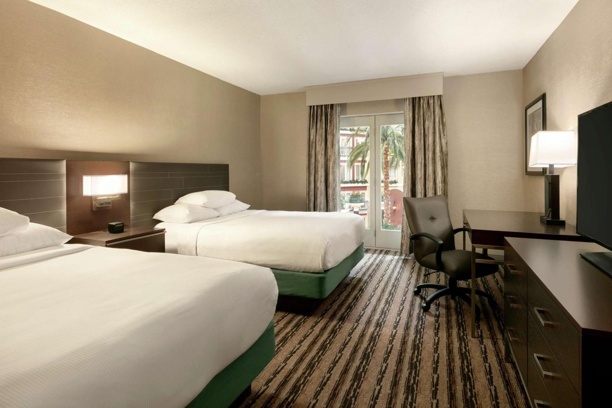 Doubletree Resort By Hilton Lancaster Willow Street Exterior photo
