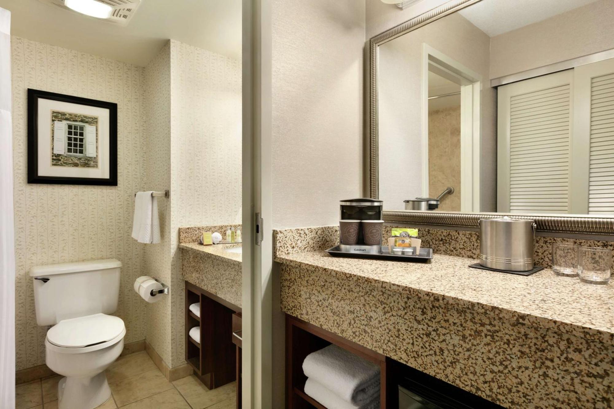 Doubletree Resort By Hilton Lancaster Willow Street Exterior photo