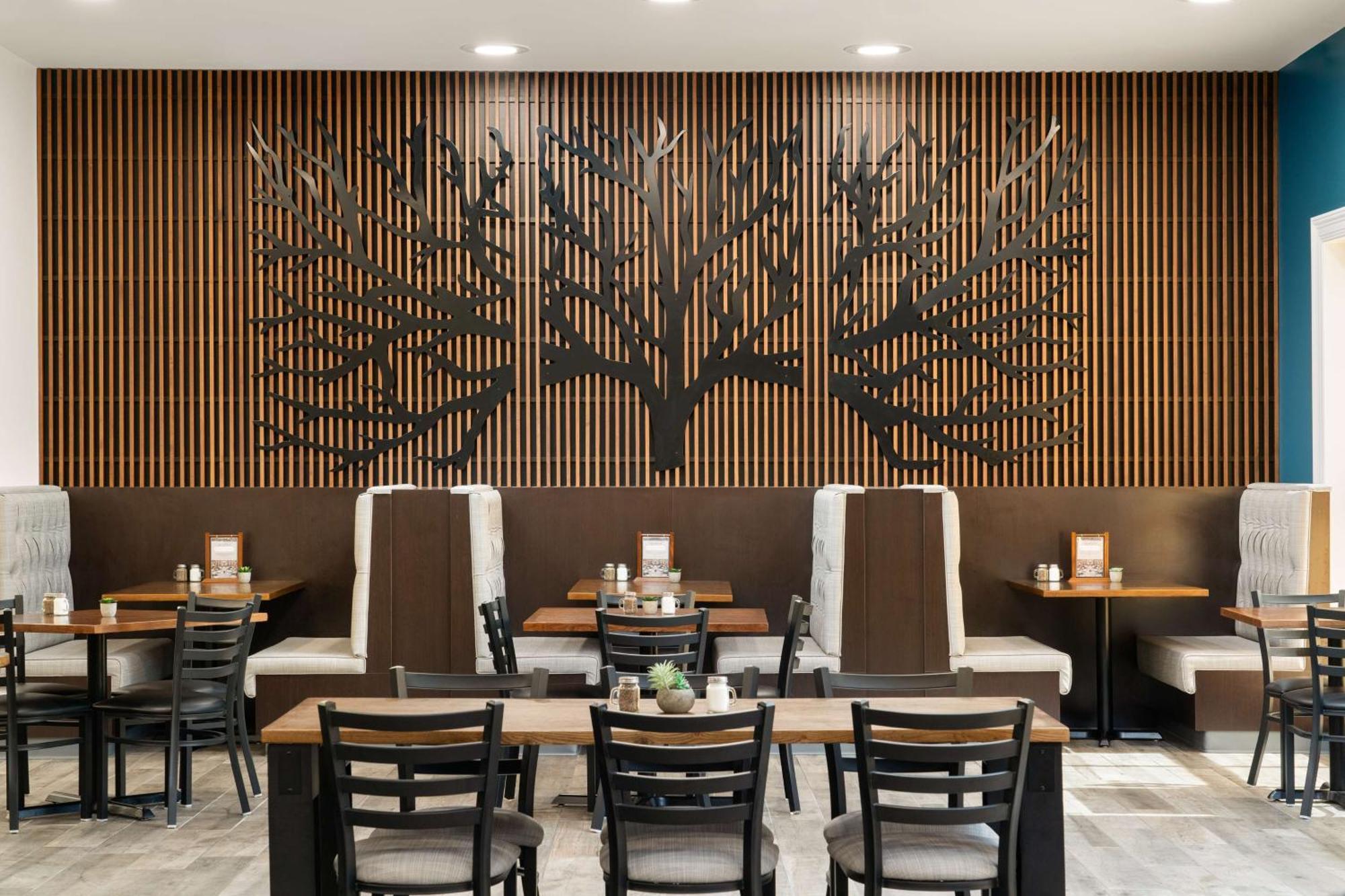 Doubletree Resort By Hilton Lancaster Willow Street Exterior photo